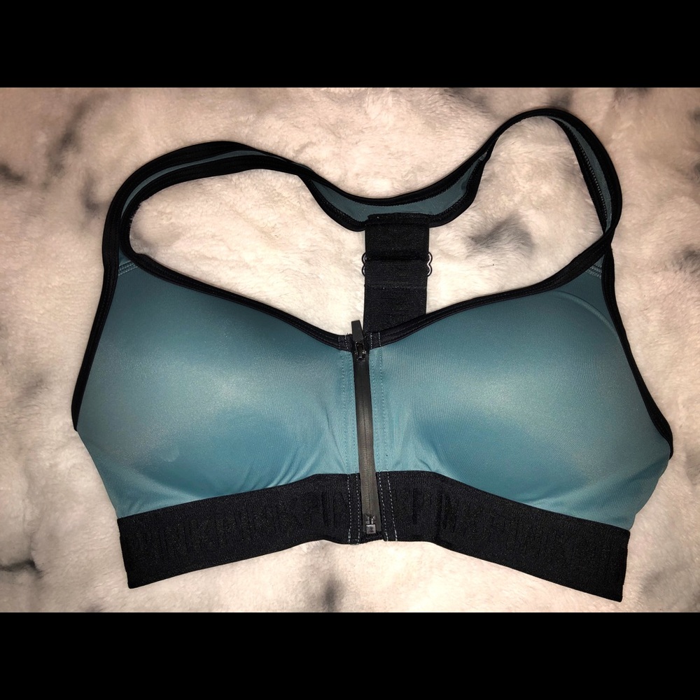 VS Pink Ultimate Sports Bra